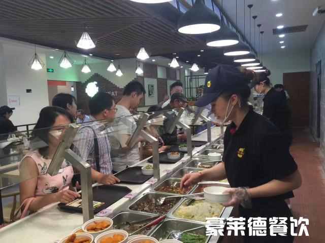 餐饮创业，做外卖店应该做什么产品才好卖呢？