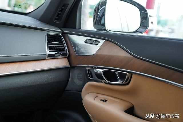 懂车试驾沃尔沃全新xc90，2.0t发动机如何撑起80万售价？